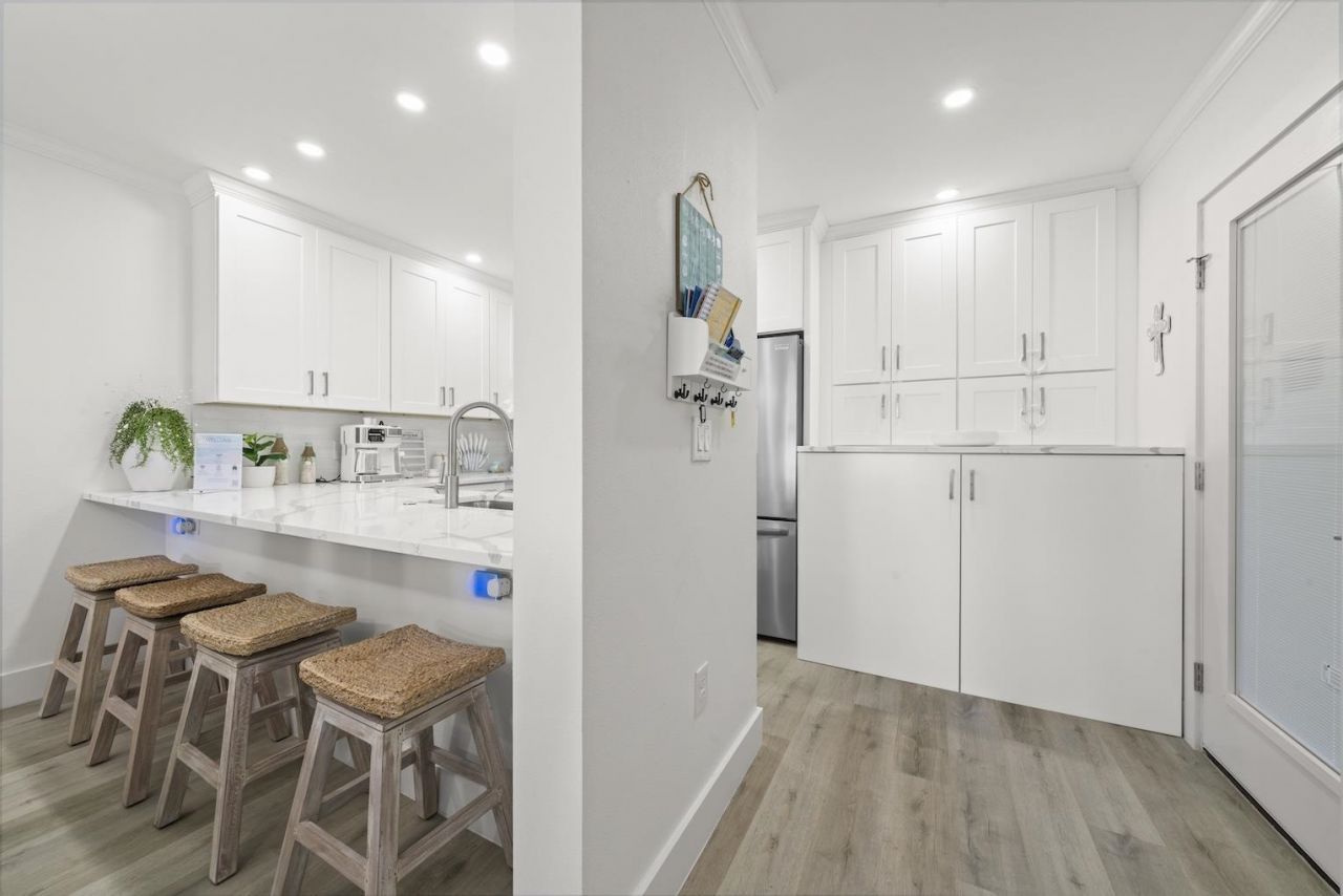 625 Nerita St, Unit 2C, Sanibel, FL 00000 Photo