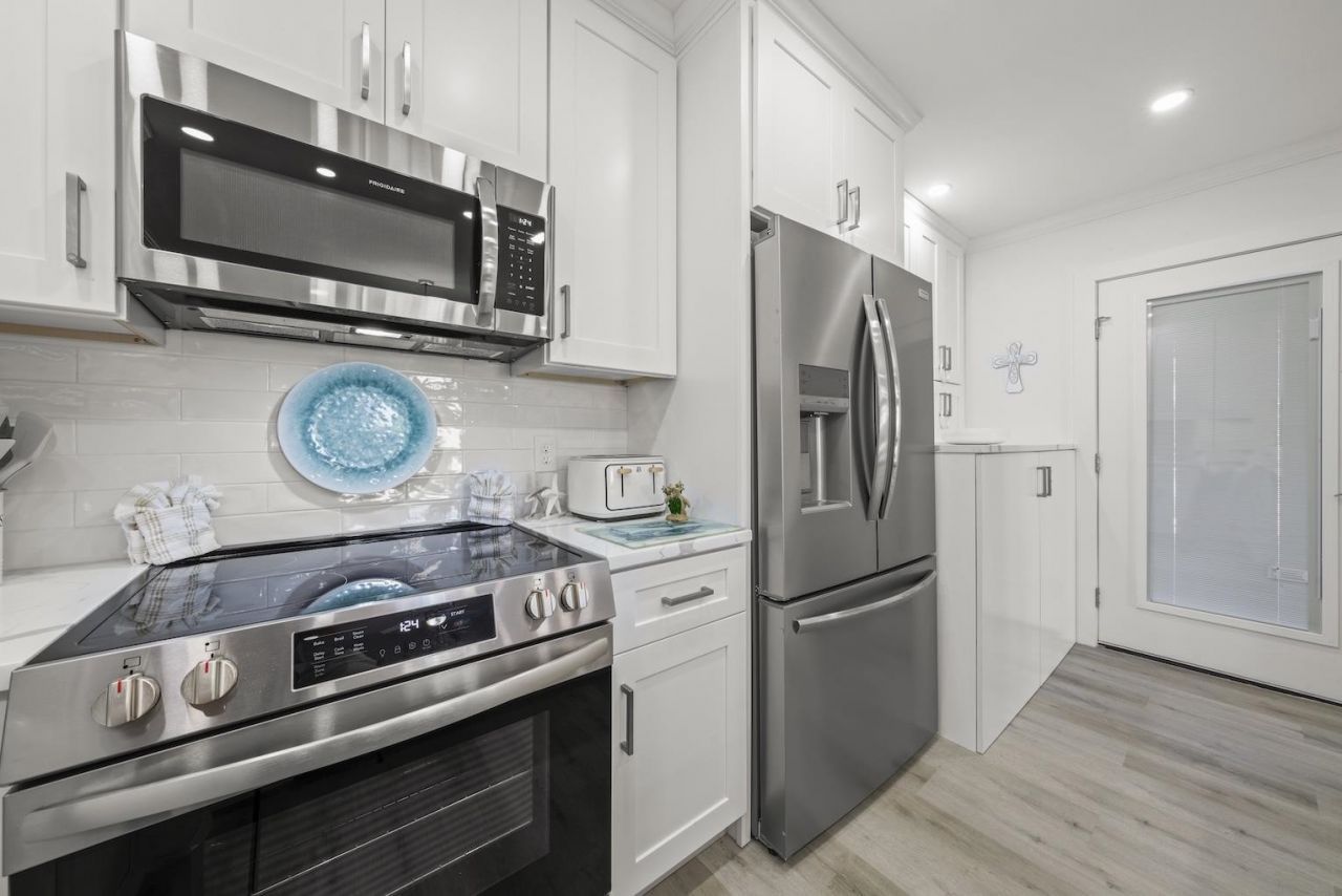 625 Nerita St, Unit 2C, Sanibel, FL 00000 Photo