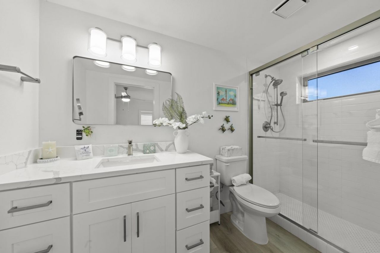 625 Nerita St, Unit 2C, Sanibel, FL 00000 Photo