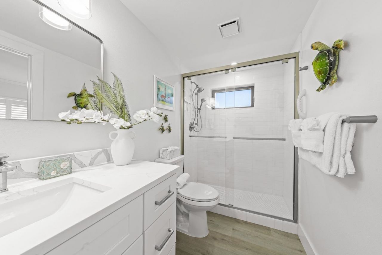 625 Nerita St, Unit 2C, Sanibel, FL 00000 Photo