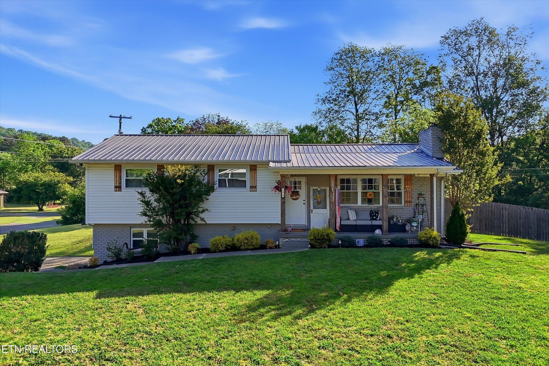 6424 Oleary Rd, Knoxville, TN 37918 Main Photo