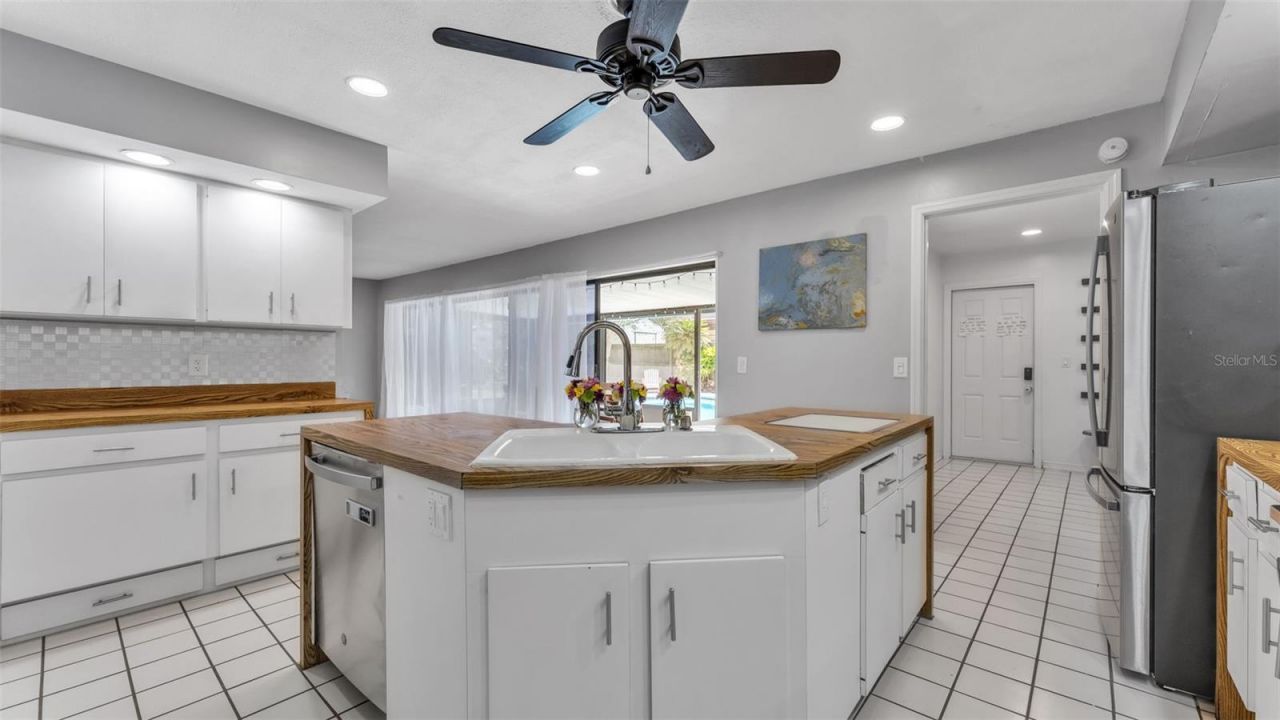 4904 Foxrun, Lakeland, FL 33813 Photo
