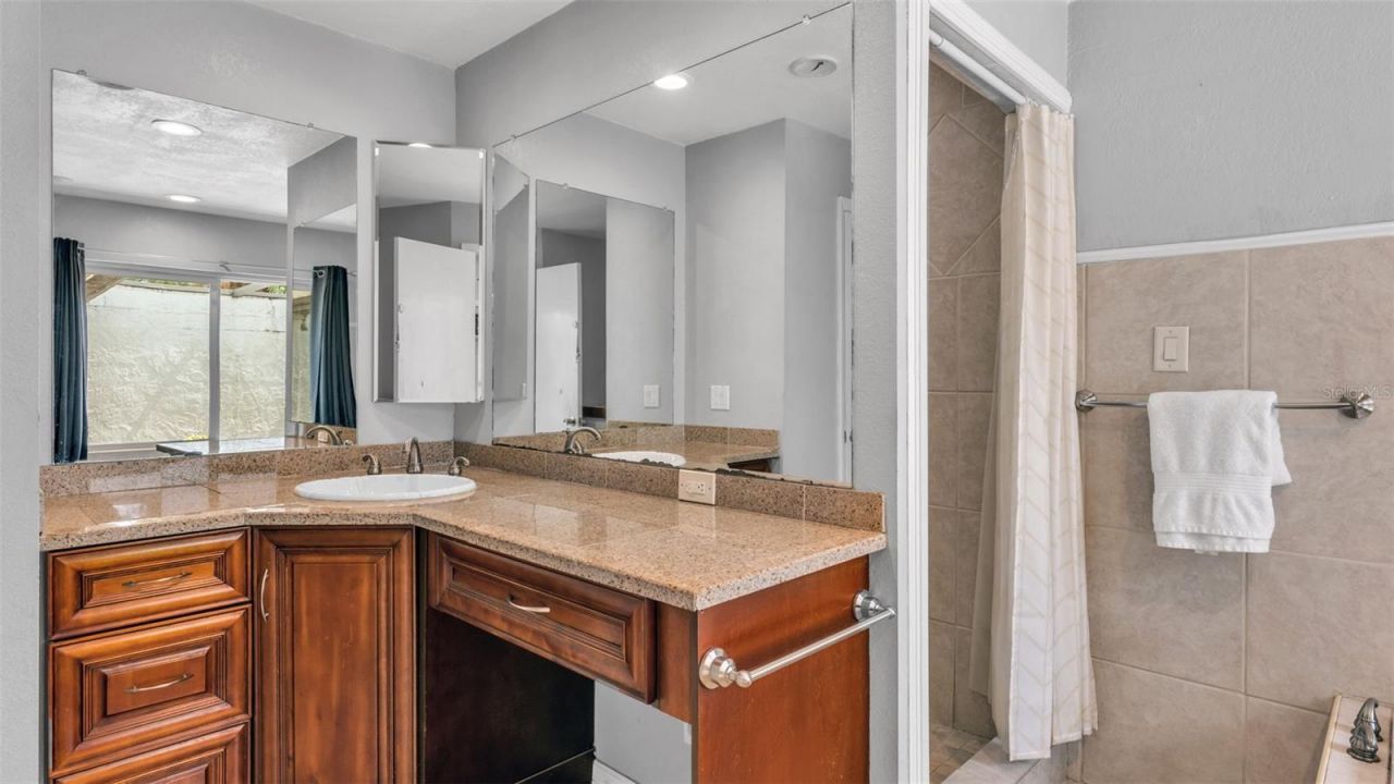 4904 Foxrun, Lakeland, FL 33813 Photo