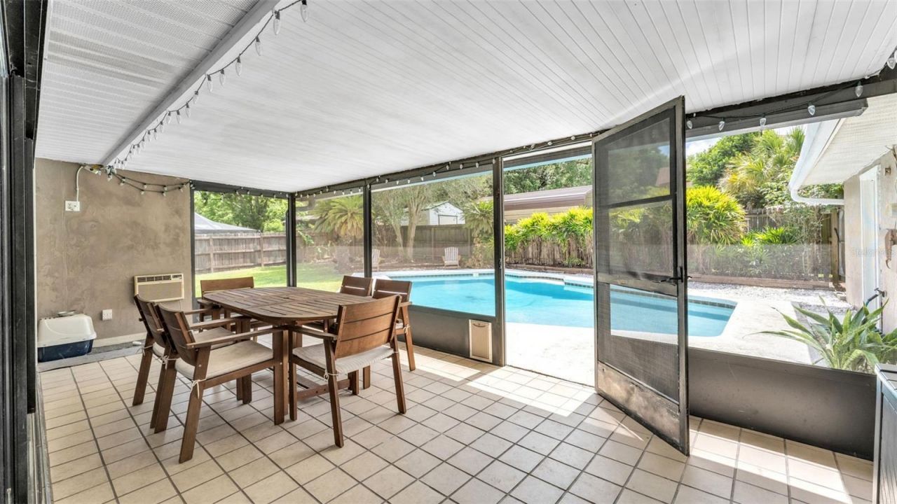4904 Foxrun, Lakeland, FL 33813 Photo