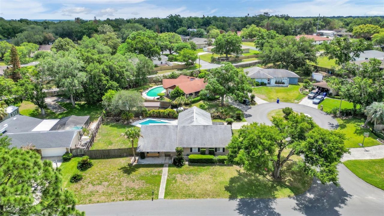 4904 Foxrun, Lakeland, FL 33813 Photo