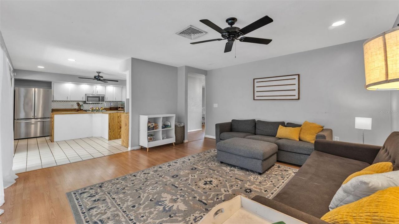 4904 Foxrun, Lakeland, FL 33813 Photo