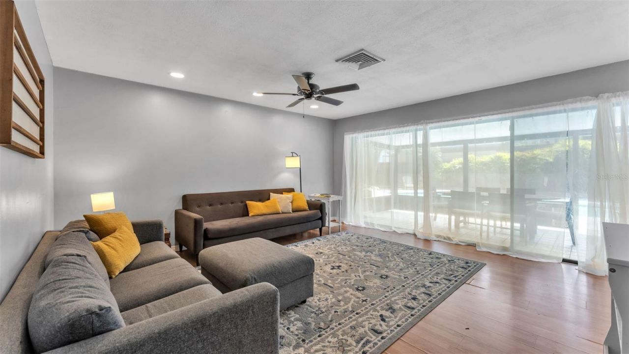 4904 Foxrun, Lakeland, FL 33813 Photo