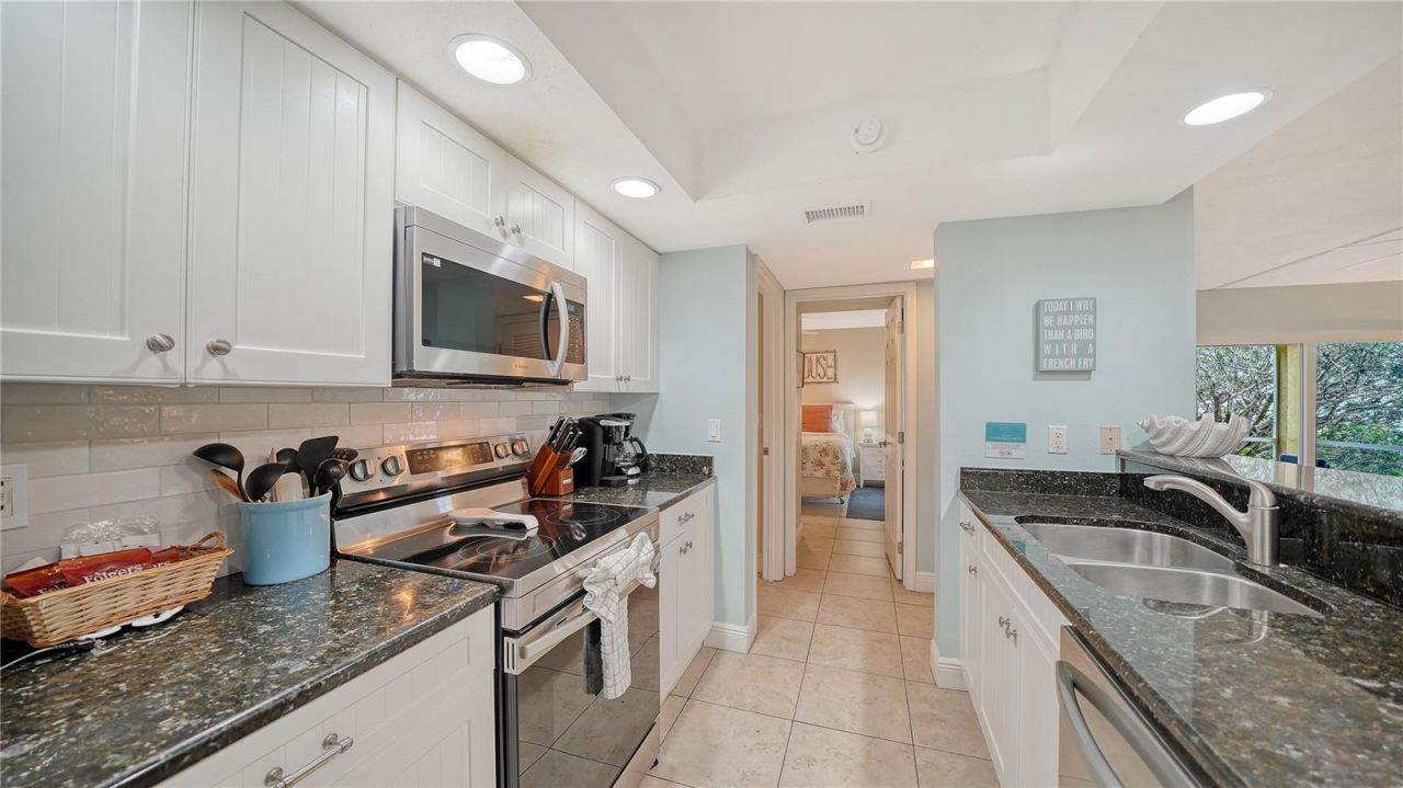 5311 Gulf Of Mexico Drive , Unit 5, Longboat Key, FL 34228 Photo