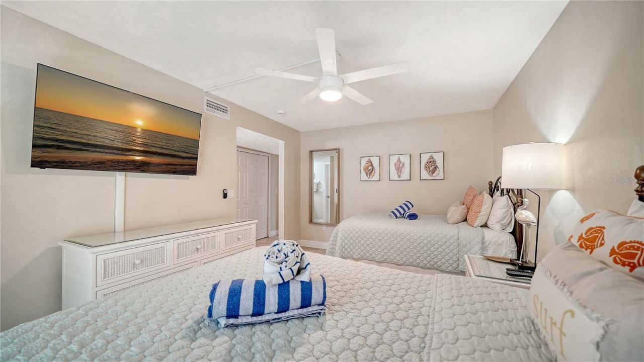 5311 Gulf Of Mexico Drive , Unit 5, Longboat Key, FL 34228 Photo