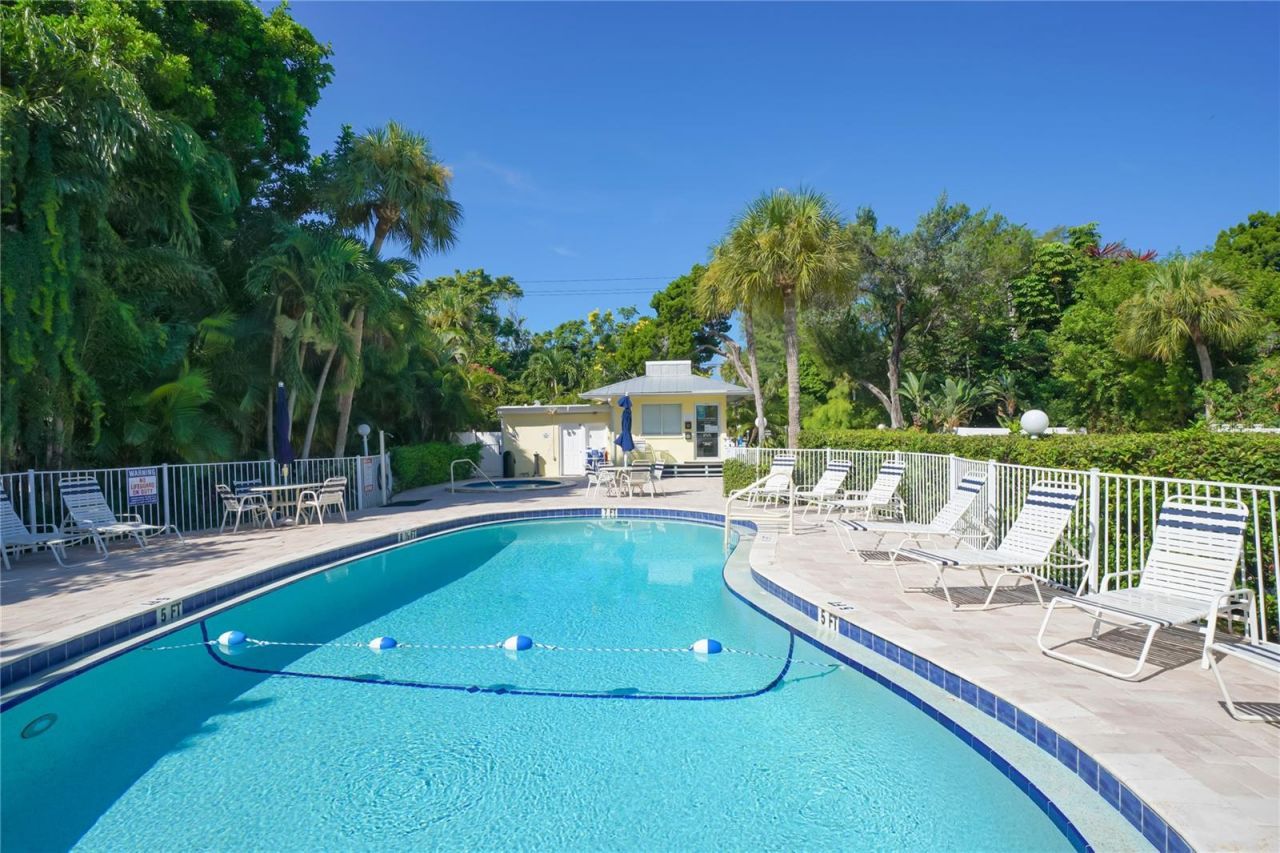 5311 Gulf Of Mexico Drive , Unit 5, Longboat Key, FL 34228 Photo