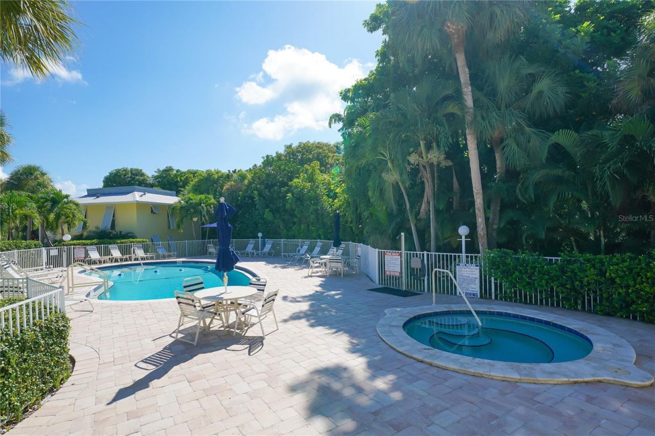 5311 Gulf Of Mexico Drive , Unit 5, Longboat Key, FL 34228 Photo