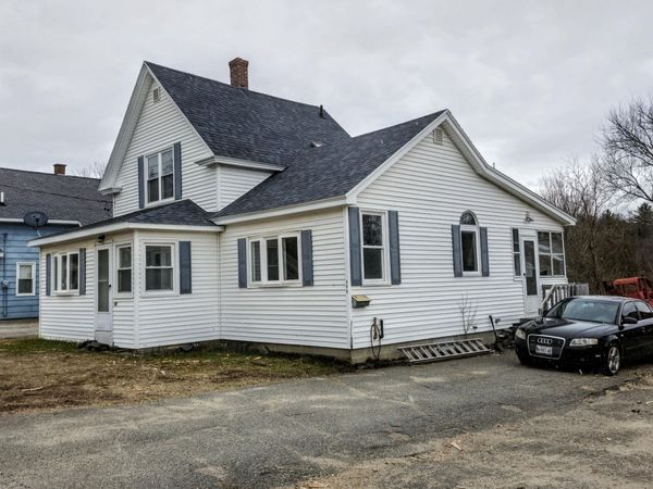 499 Aroostook Avenue, Millinocket, ME 04462