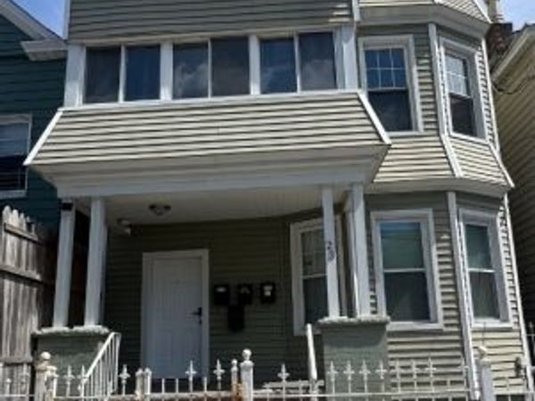 23 Elliott St, Newark, NJ 07104