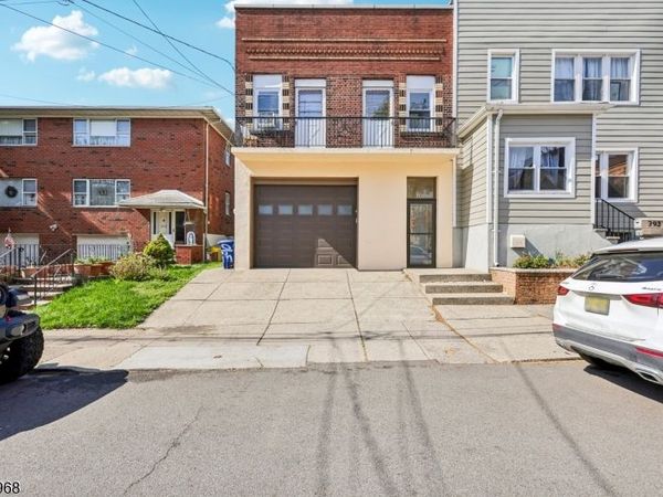 390 Delano Pl, Fairview, NJ 07022