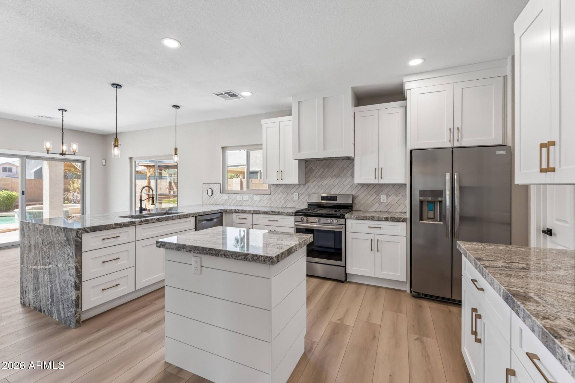 2935 E Cathy Drive, Gilbert, AZ 85296 Main Photo