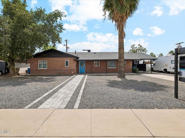 1731 E VERDE Lane, Phoenix, AZ 85016