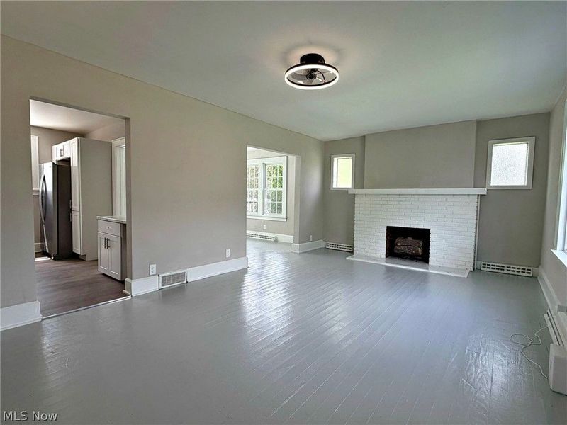 696 E Ohio Avenue, Sebring, OH 44672 Photo 12