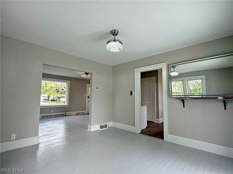 696 E Ohio Avenue, Sebring, OH 44672 Photo 17