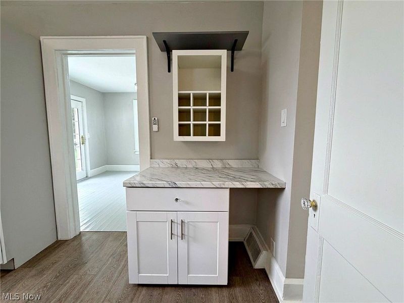 696 E Ohio Avenue, Sebring, OH 44672 Photo 24