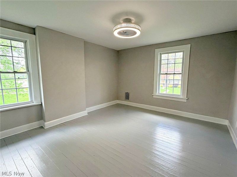 696 E Ohio Avenue, Sebring, OH 44672 Photo 34