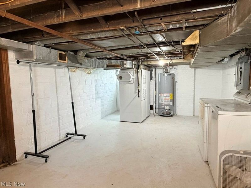 696 E Ohio Avenue, Sebring, OH 44672 Photo 41