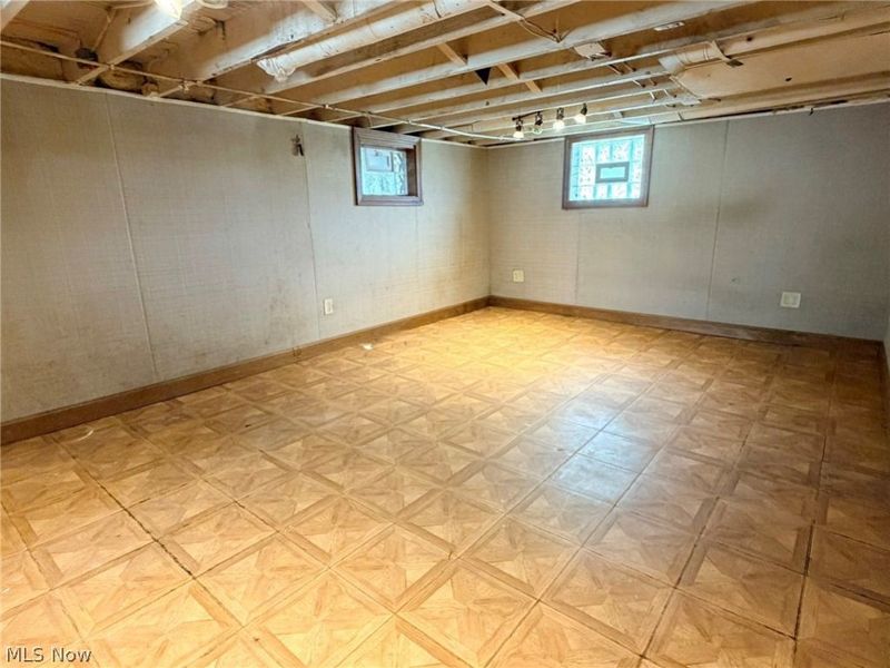 696 E Ohio Avenue, Sebring, OH 44672 Photo 43