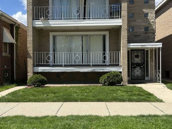 7406 S King Drive , Chicago, IL 60619
