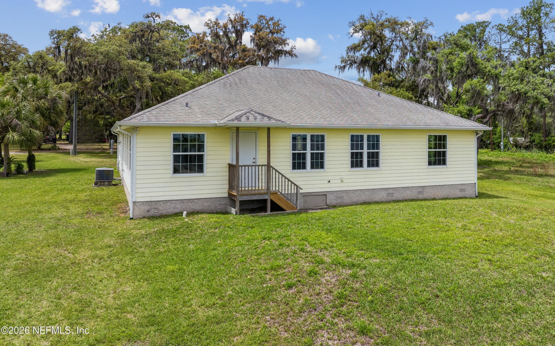 102 Sandra Lane, Crescent City, FL 32112 Photo