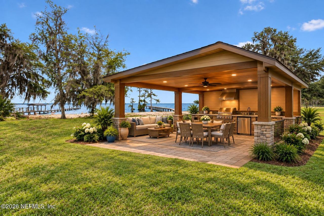 102 Sandra Lane, Crescent City, FL 32112 Photo