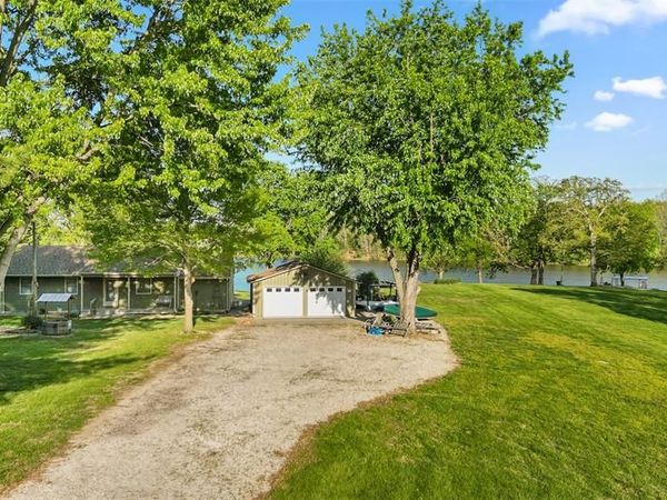 28 Log Lane , Irving, IL 62051