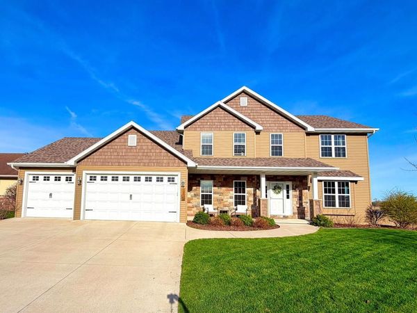 1213 NATURE TRAIL DRIVE, Neenah, WI 54956