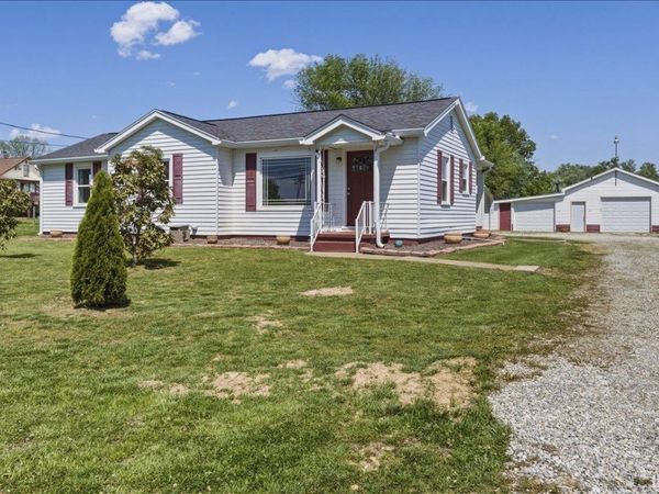 4900 Daylight Drive, Evansville, IN 47725