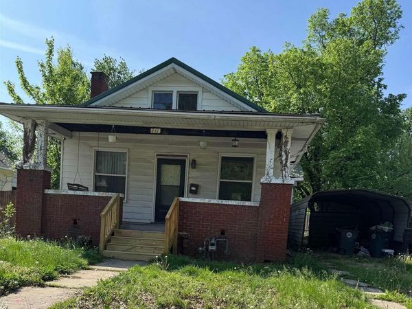 711 WAGGONER Avenue, Evansville, IN 47713