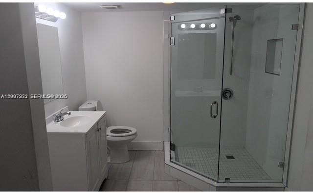10847 NW 7th St , Unit 16-22, Miami, FL 33126 Photo