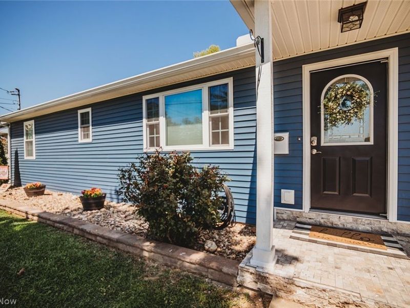 1586 Gene Street, Belpre, OH 45714 Photo 4