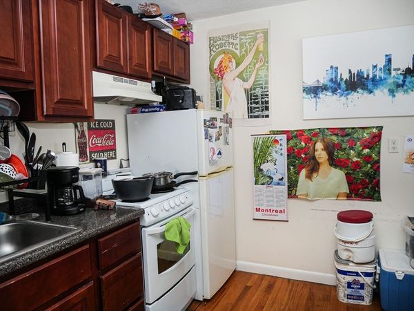 1027 Commonwealth Ave, Unit 33, Boston, MA 02215