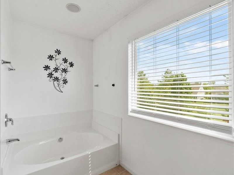 7985 Misty Shore Drive, West Chester, OH 45069 Photo 23