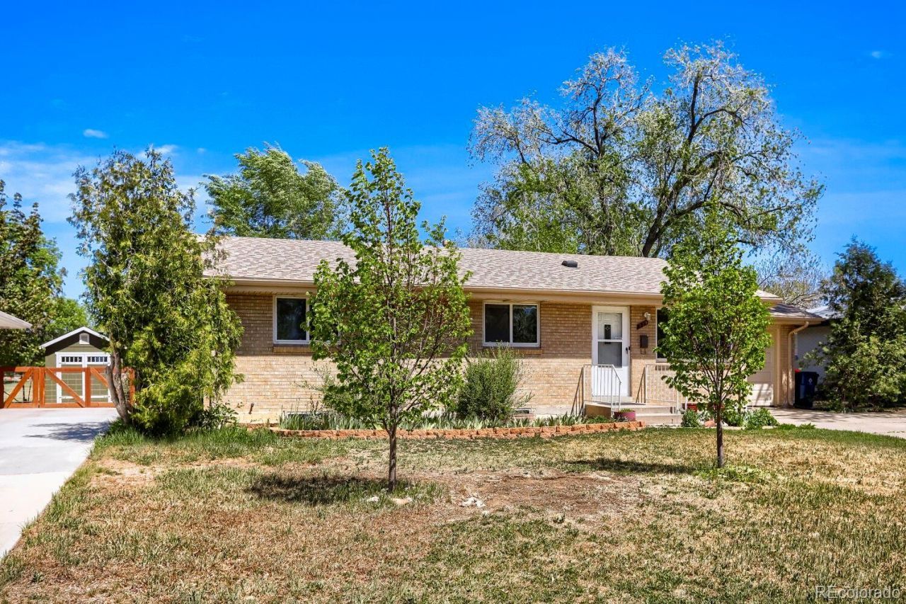230 Agate Way, Broomfield, CO 80020 Main Photo