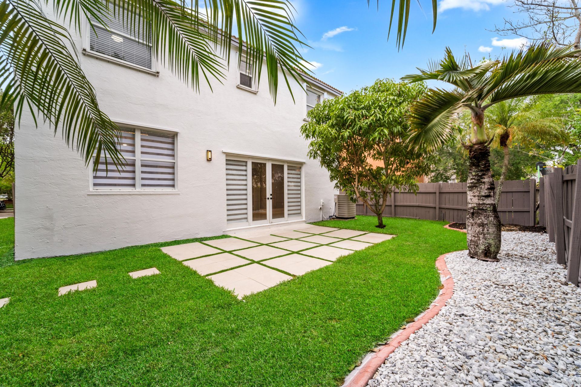 5233 SW 155th Way, Miramar, FL 33027 Photo