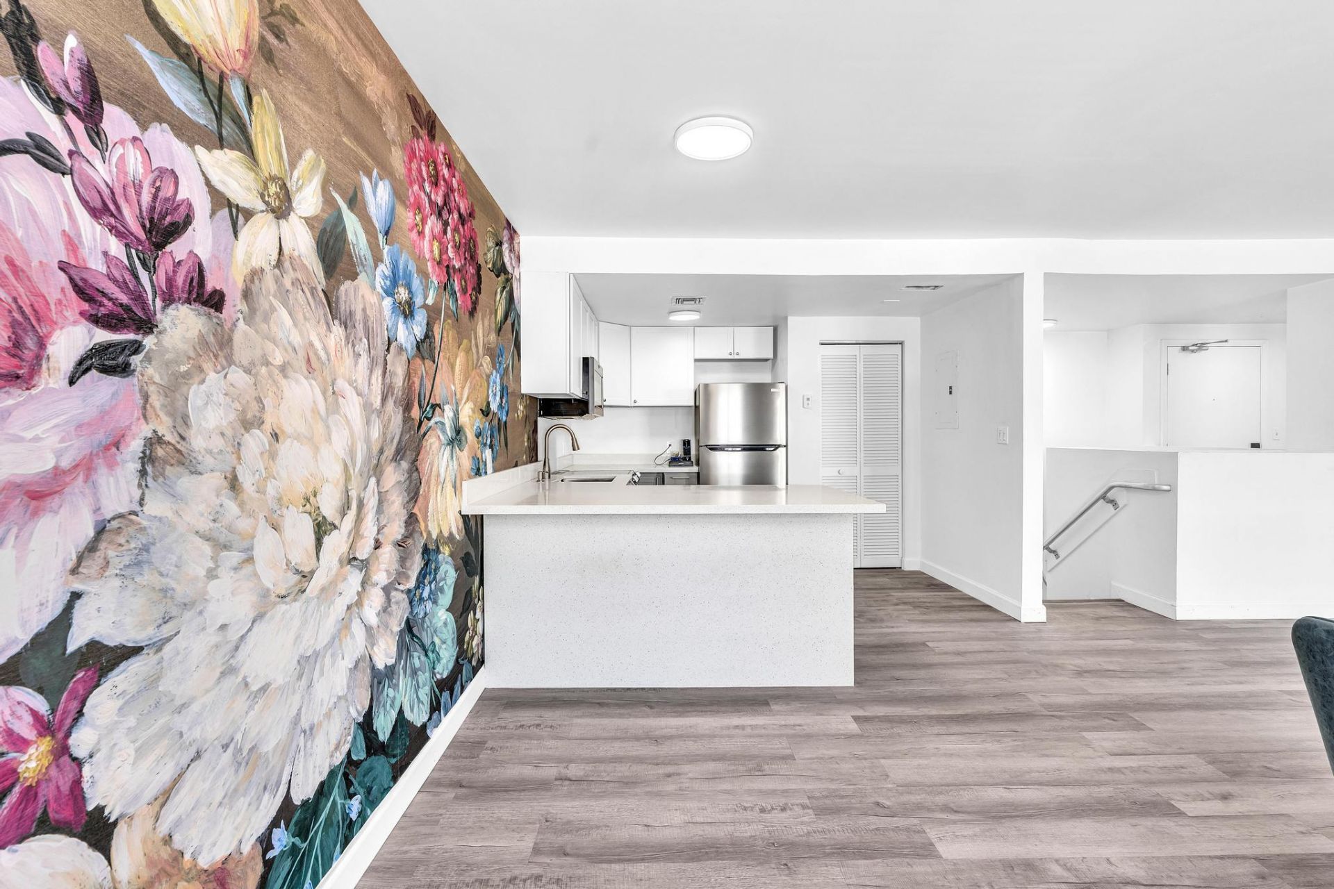 1460 Ocean Drive, Unit 205, Miami Beach, FL 33139 Photo