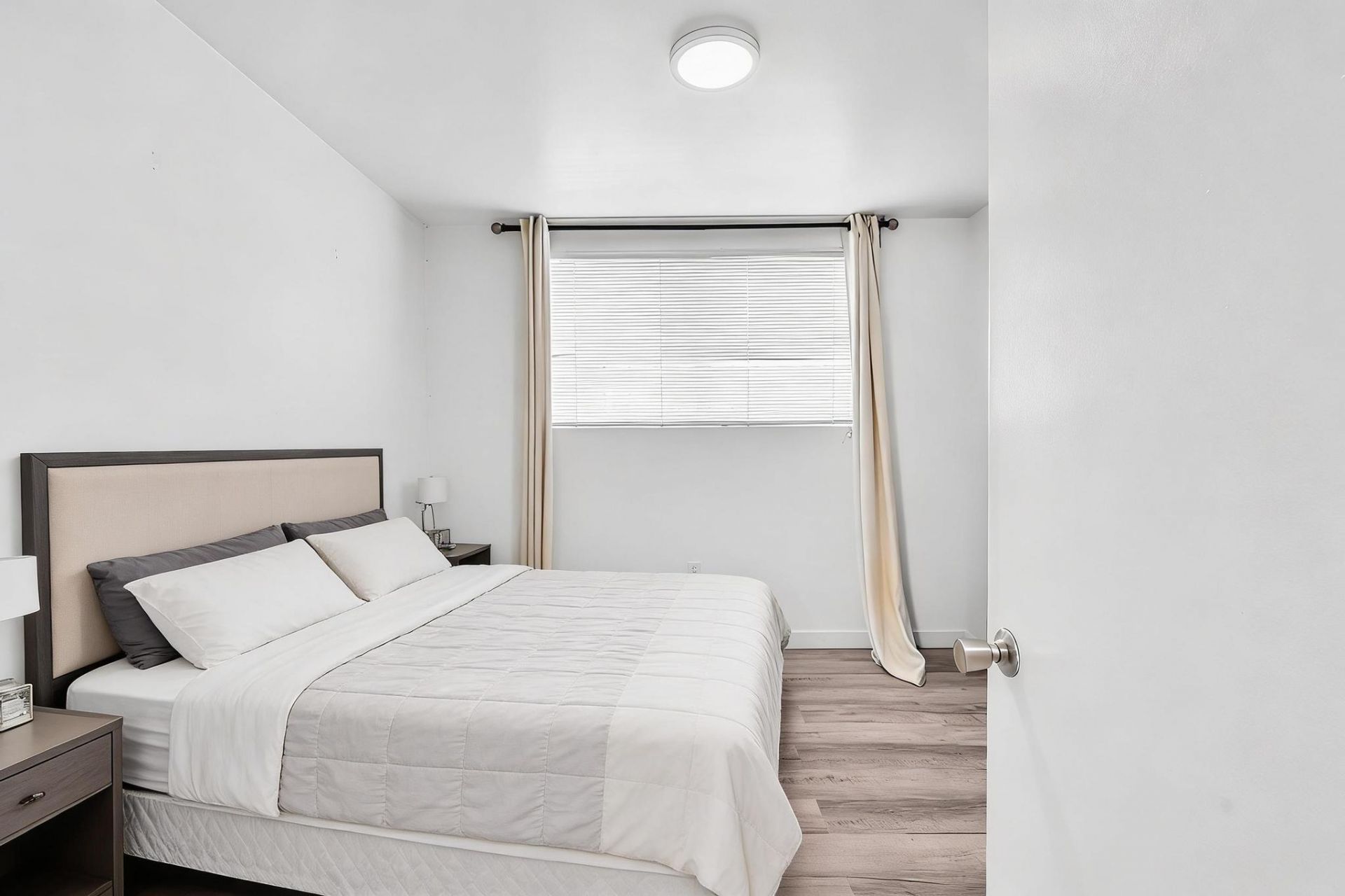 1460 Ocean Drive, Unit 205, Miami Beach, FL 33139 Photo