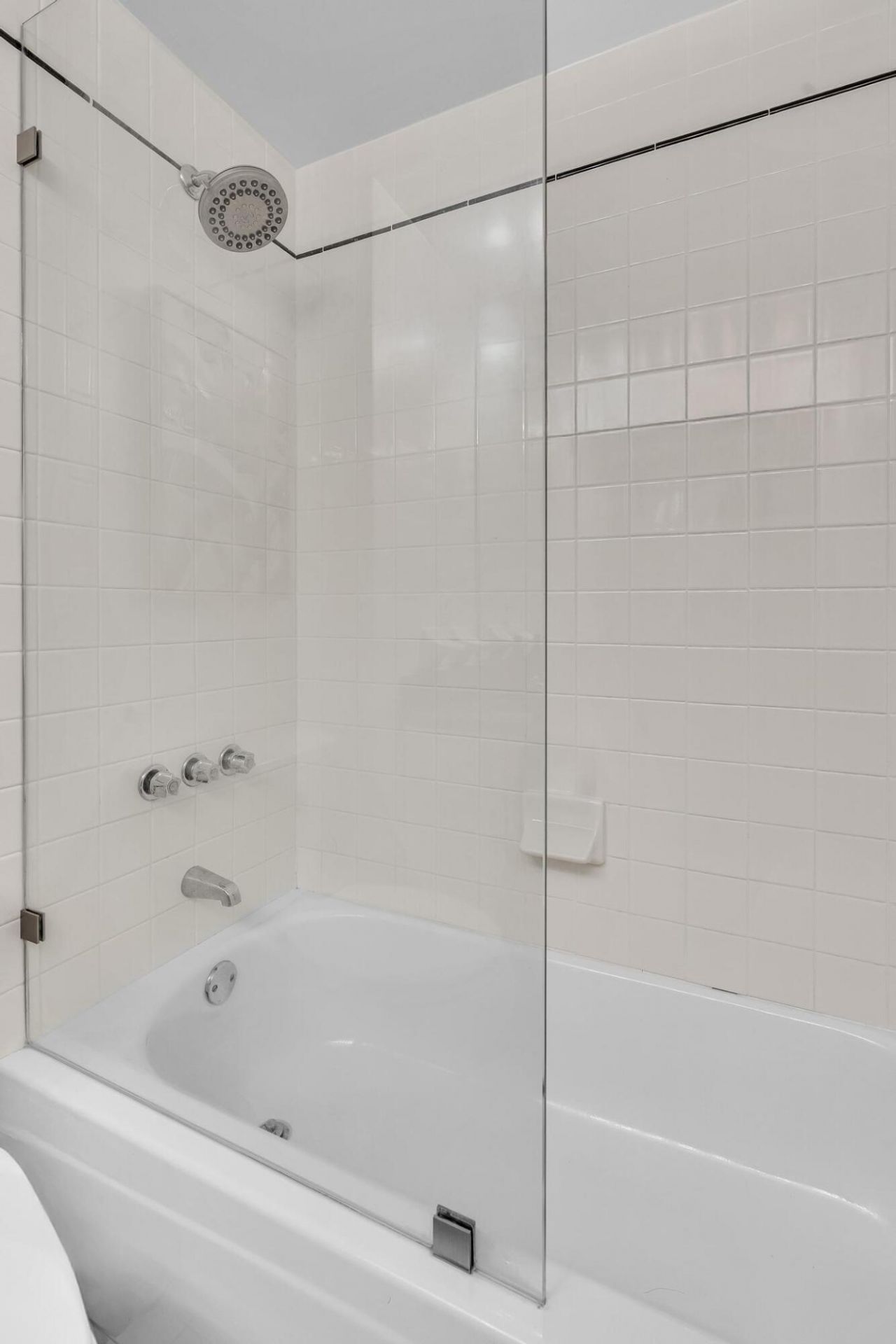 1460 Ocean Drive, Unit 205, Miami Beach, FL 33139 Photo