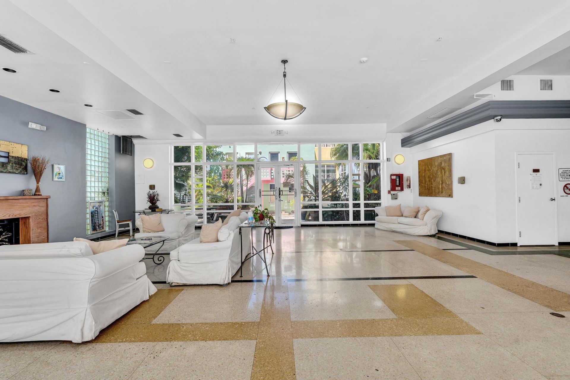 1460 Ocean Drive, Unit 205, Miami Beach, FL 33139 Photo