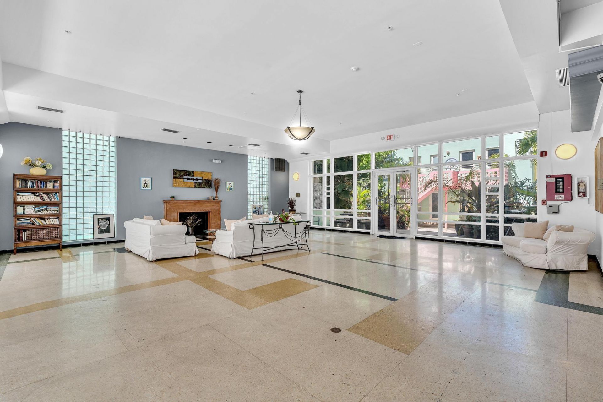 1460 Ocean Drive, Unit 205, Miami Beach, FL 33139 Photo