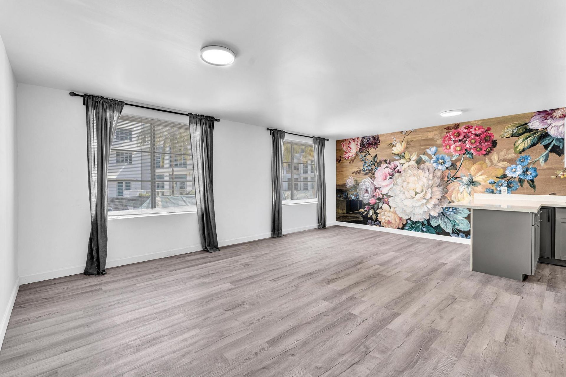 1460 Ocean Drive, Unit 205, Miami Beach, FL 33139 Photo