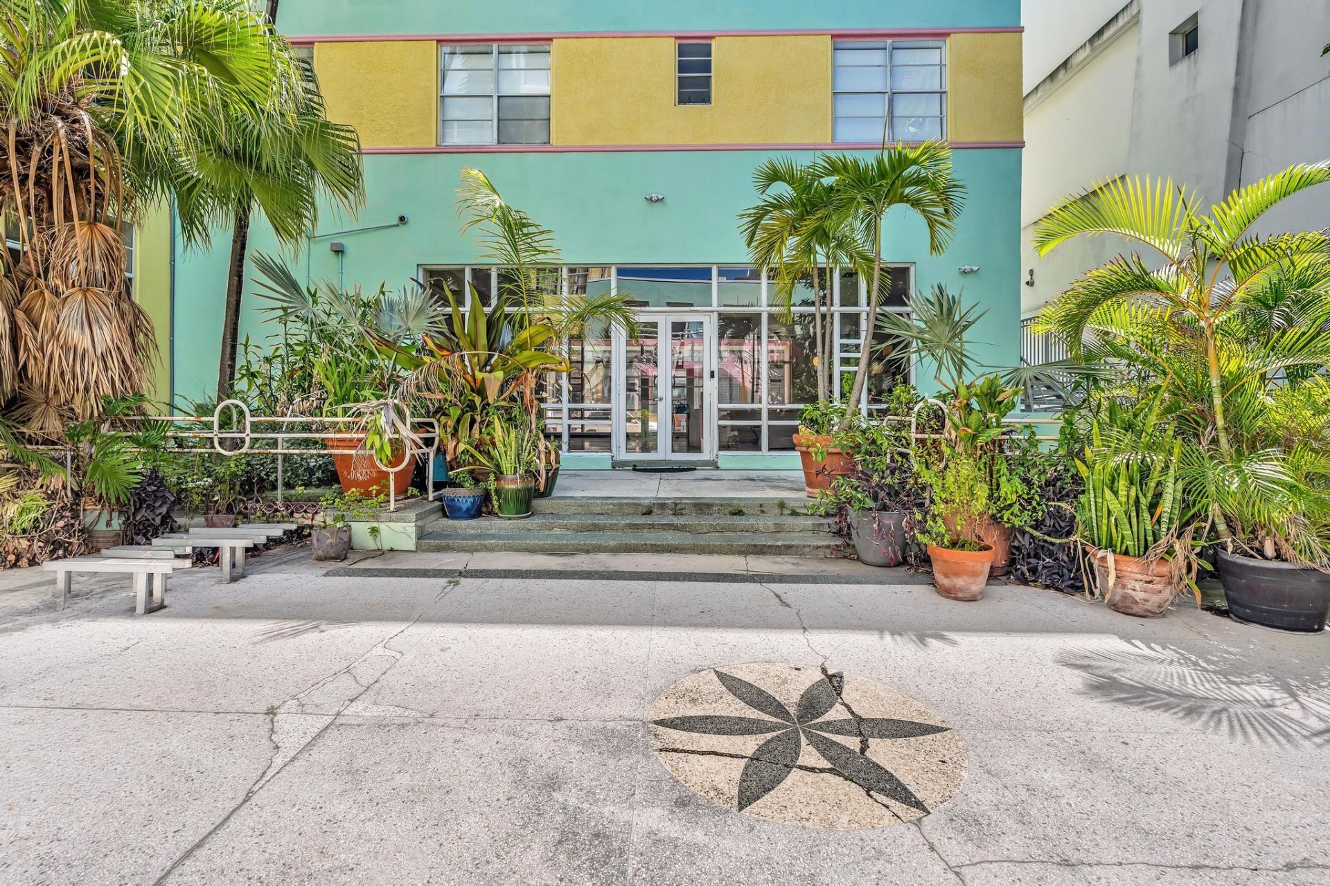 1460 Ocean Drive, Unit 205, Miami Beach, FL 33139 Photo