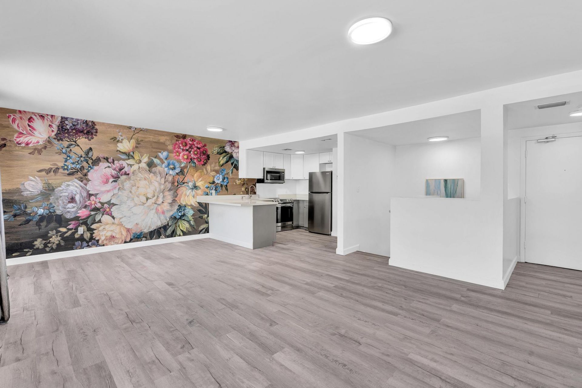 1460 Ocean Drive, Unit 205, Miami Beach, FL 33139 Photo