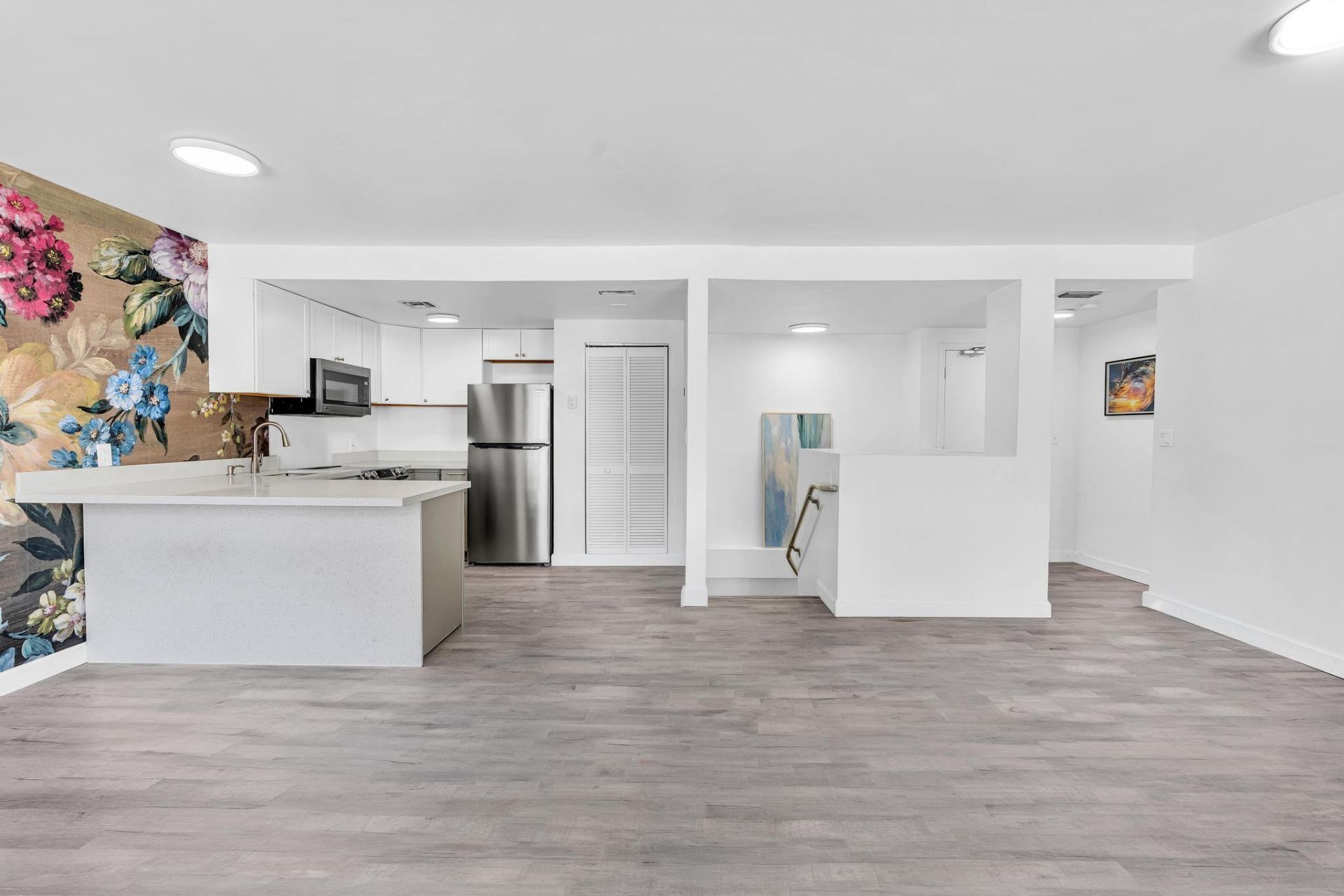 1460 Ocean Drive, Unit 205, Miami Beach, FL 33139 Photo