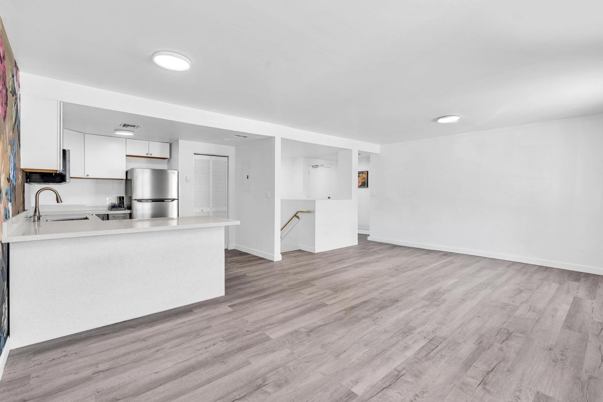 1460 Ocean Drive, Unit 205, Miami Beach, FL 33139 Photo