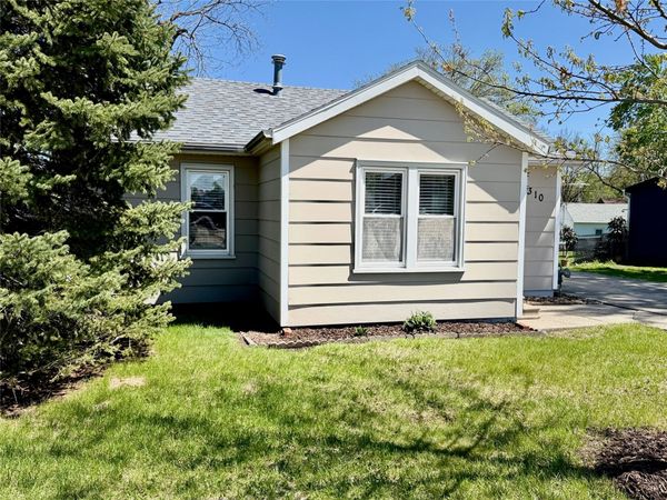 310 E 16th Street N, Newton, IA 50208